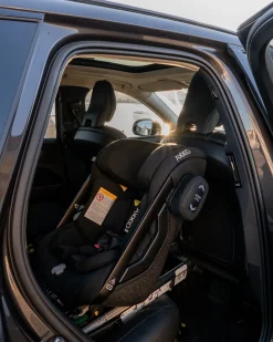 Axkid ONE 3 Extended Rear-Facing Car Seat - Forest Moss Green