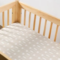 Babyletto All-Stages Midi Crib Sheet in GOTS Certified Organic Muslin Cotton - Beach Bum