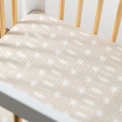 Babyletto Mini Crib Sheet in GOTS Certified Organic Muslin Cotton - Beach Bum