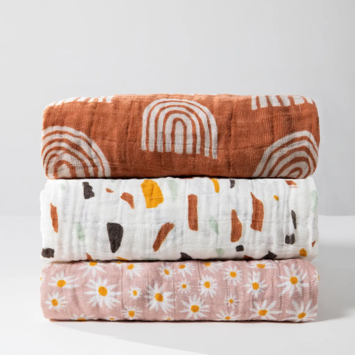 Babyletto Mini Crib Sheet in GOTS Certified Organic Muslin Cotton - Daisy