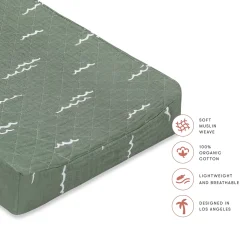 Babyletto Quilted Changing Pad Cover in GOTS Certified Organic Muslin Cotton - Ocean Waves