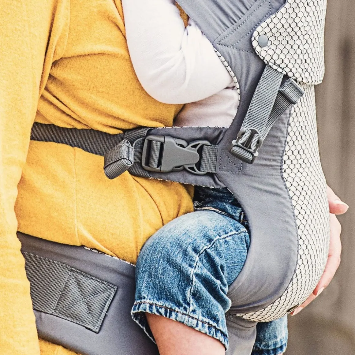 Beco Baby Gemini Cool Carrier - Dark Grey
