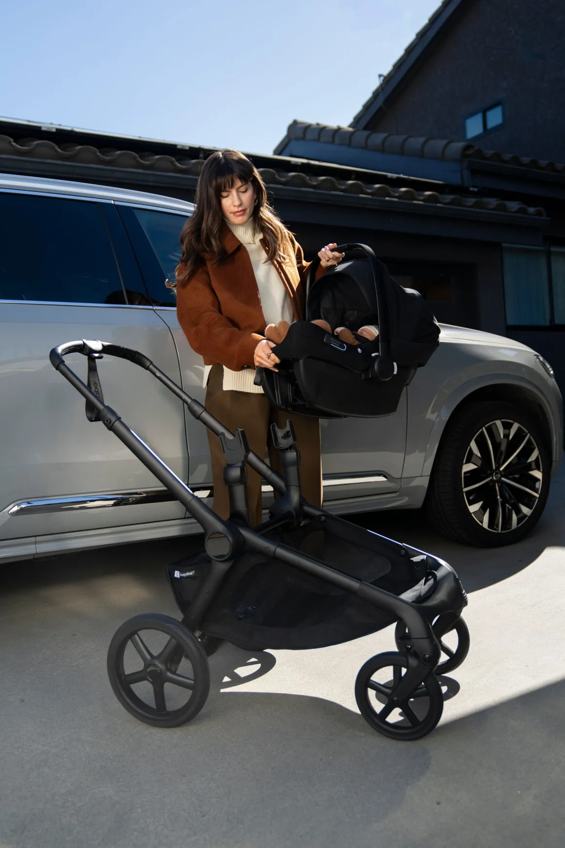 Bugaboo Kangaroo Complete Stroller + Turtle Air Shield By Nuna Travel System Bundle - Black / Moon Grey / Moon Grey / Black