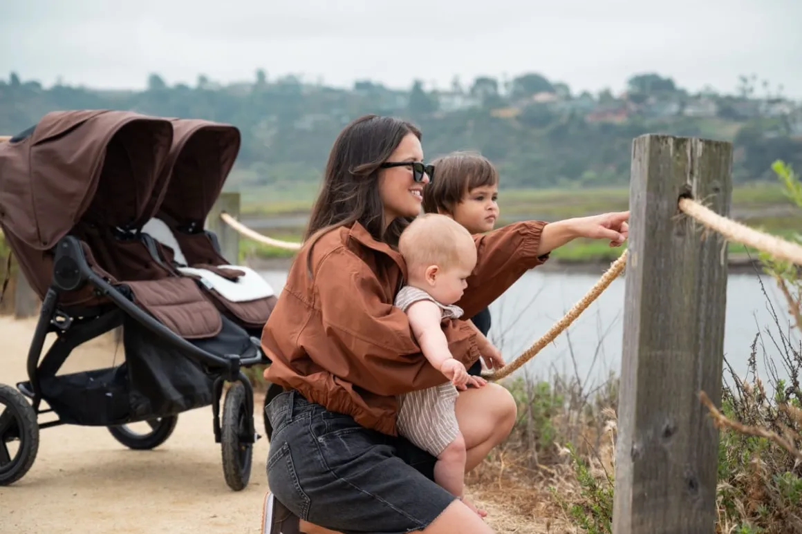 Bumbleride Indie Twin Stroller - Sand