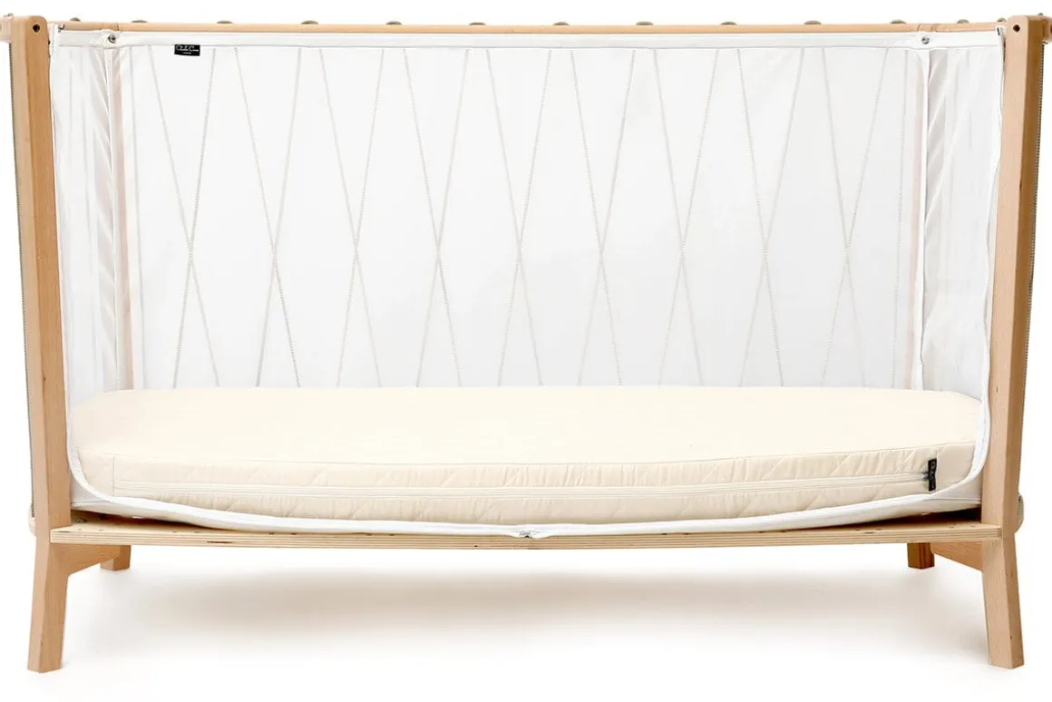 Charlie Crane KIMI Baby Bed with Foam Mattress - Hazelnut