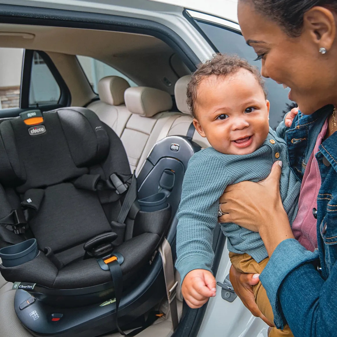 Chicco Fit360 ClearTex Rotating Convertible Car Seat - Carbon