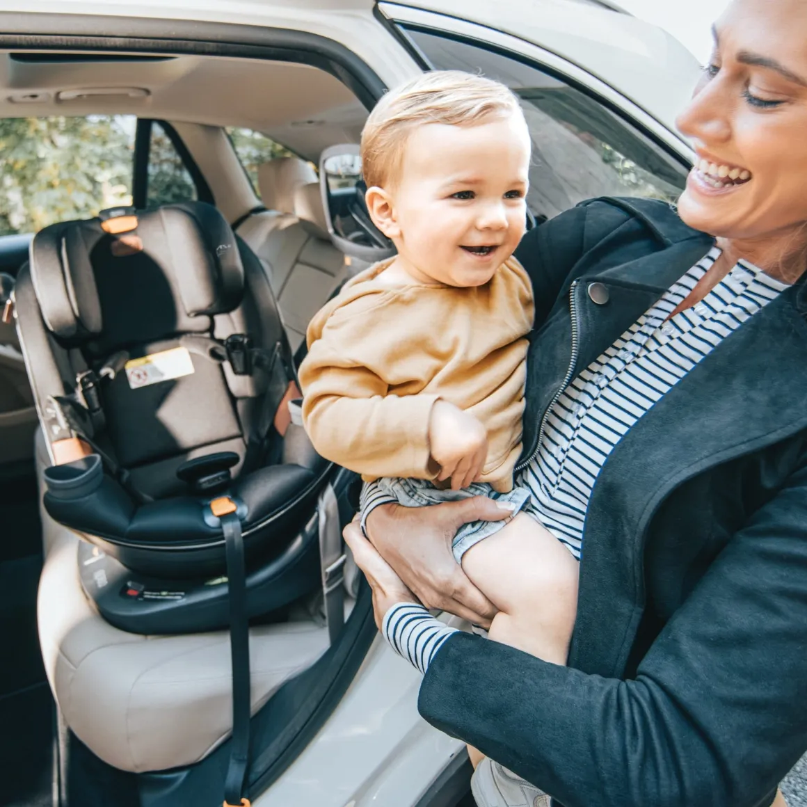 Chicco Fit360 Zip ClearTex Rotating Convertible Car Seat - Teak