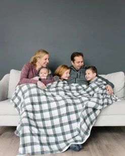 Copper Pearl 3-Layer Jumbo Quilt - Hudson