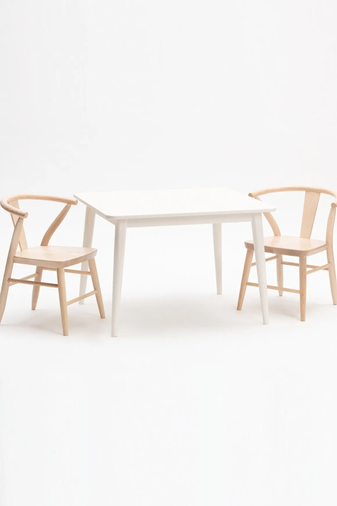 Crescent Play Table, 29 Inch