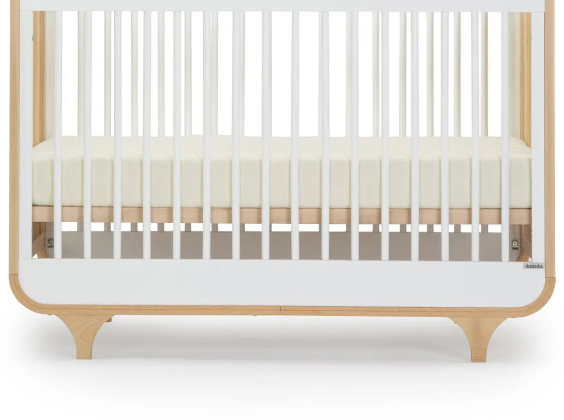 dadada Jolly 3-in-1 Convertible Crib - White / Natural