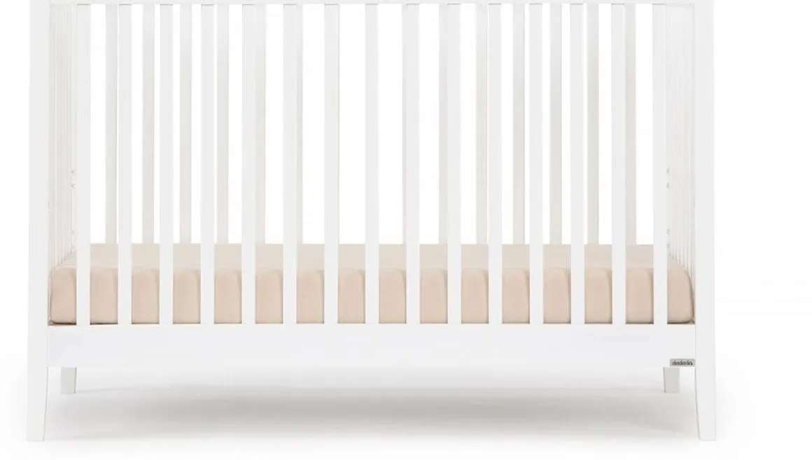 dadada Lala 3-in-1 Convertible Crib - White