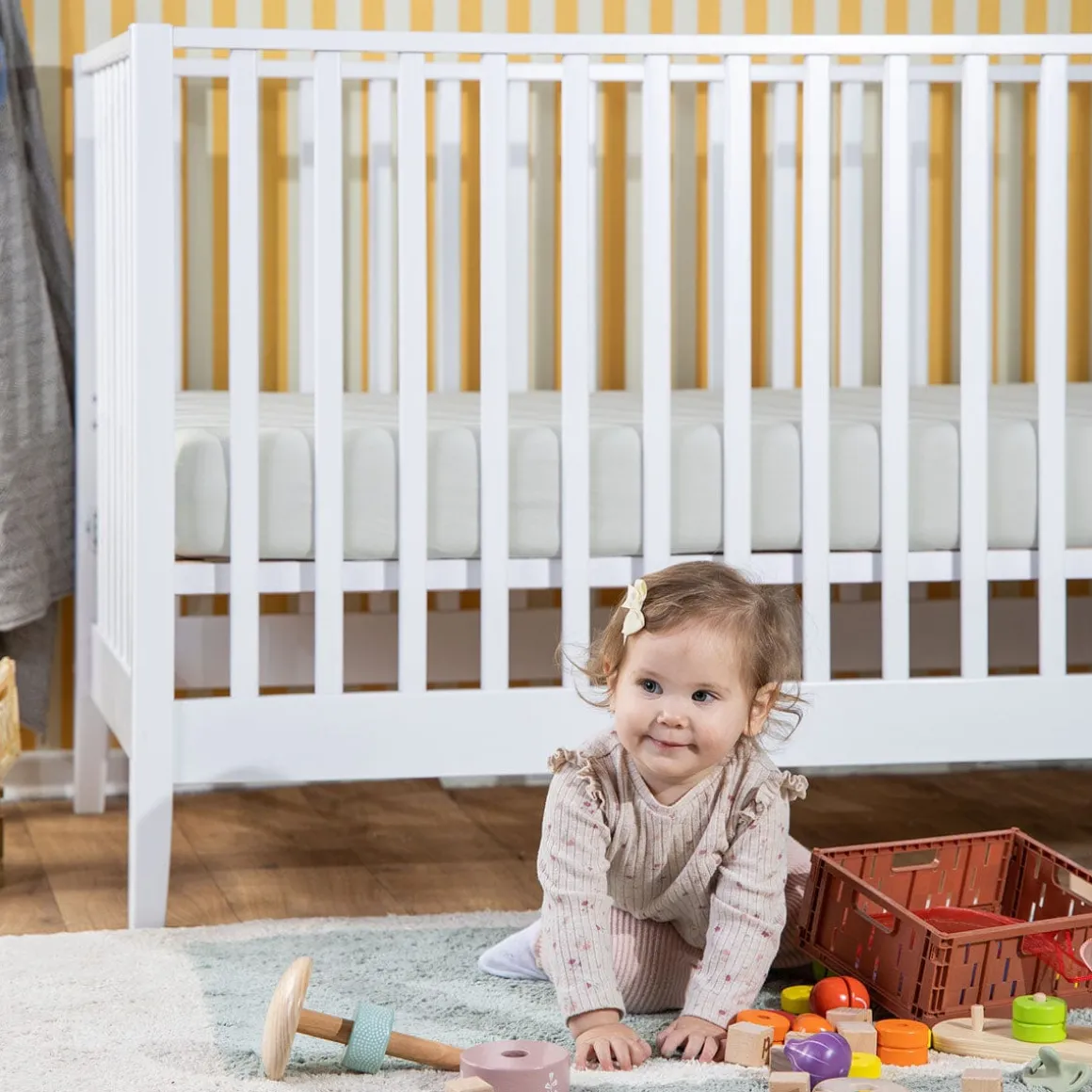 dadada Lala 3-in-1 Convertible Crib - White