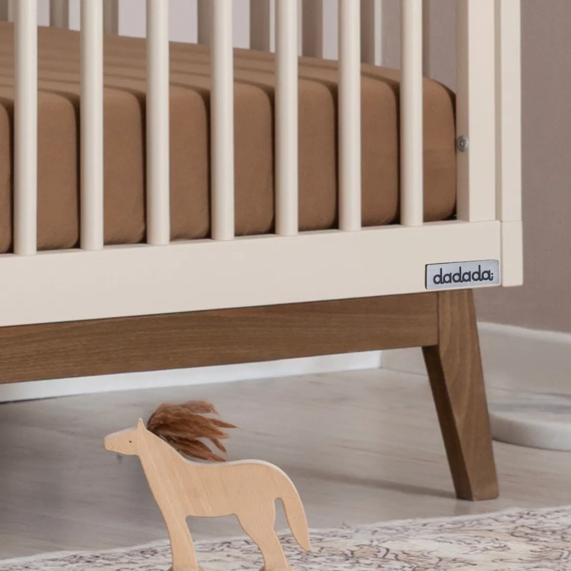 dadada Soho 3-in-1 Convertible Crib - Almond Milk / Walnut