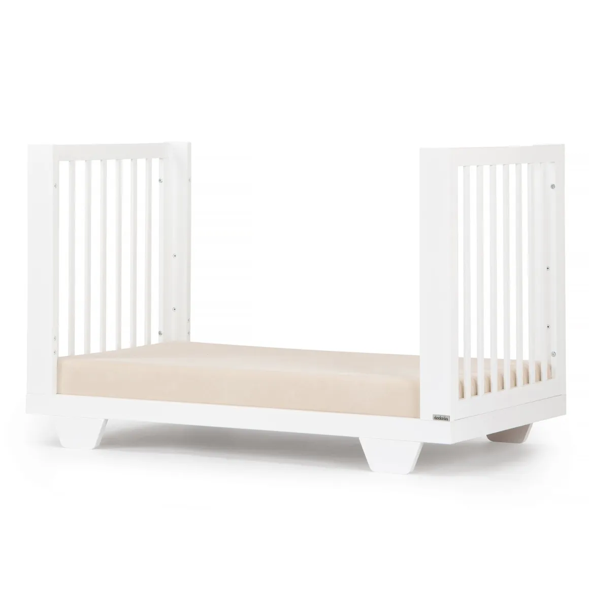 dadada Spirit 8-in-1 Convertible Crib - White