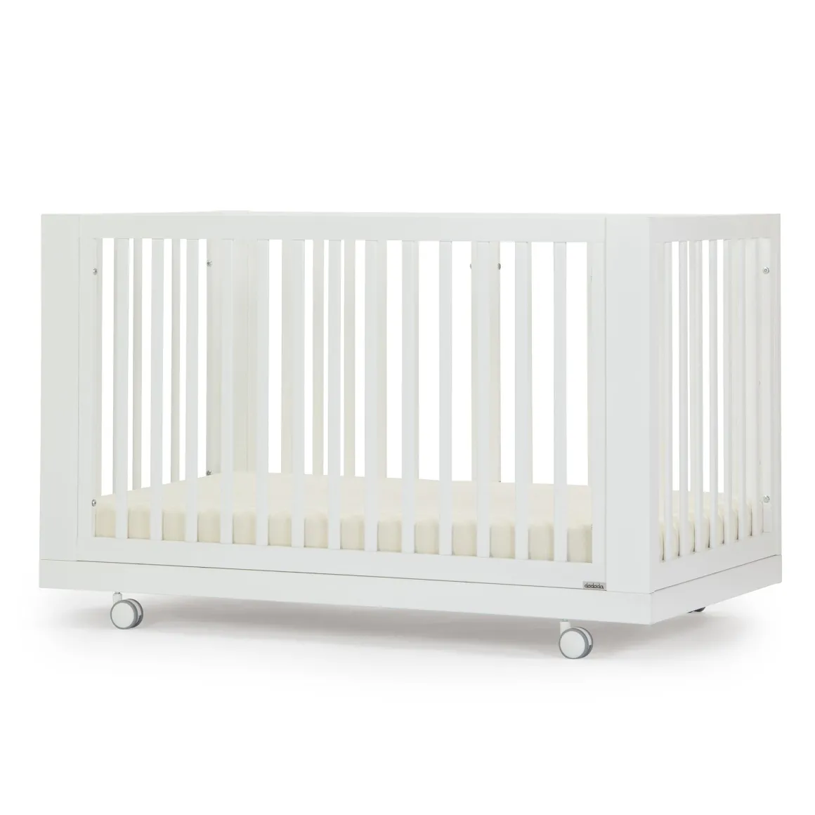 dadada Spirit 8-in-1 Convertible Crib - White / Natural