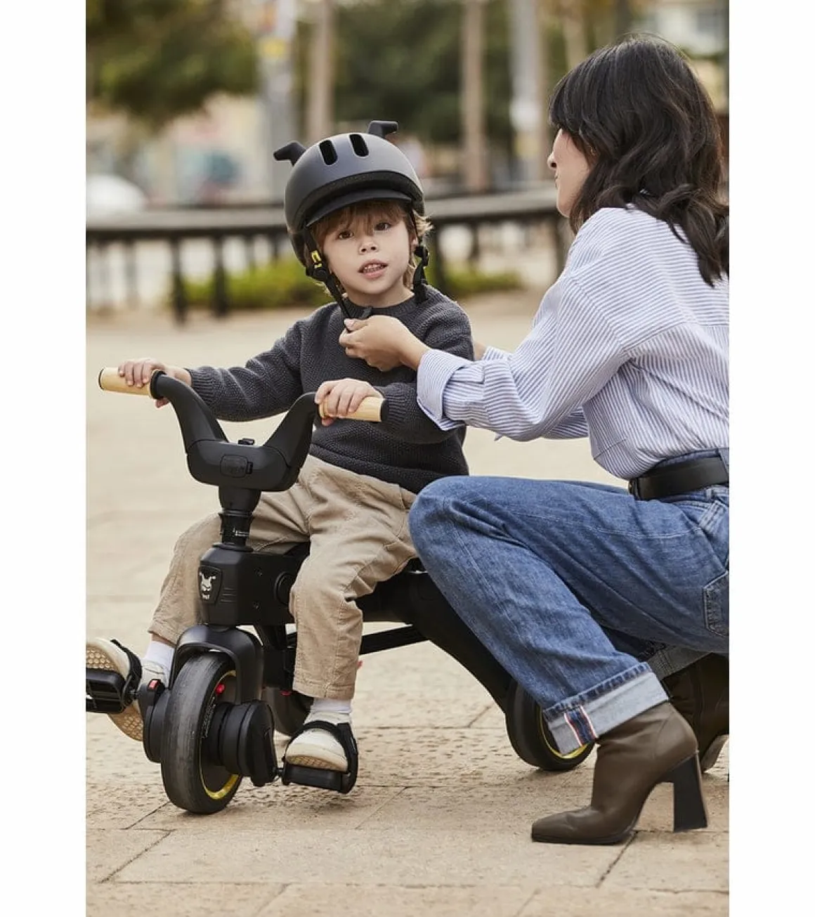 Doona Liki Trike S5 + Liki Helmet Bundle - Midnight / Black