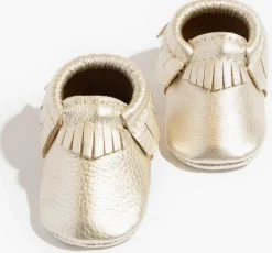 Freshly Picked Classic Moccasins, Size 3 - Platinum