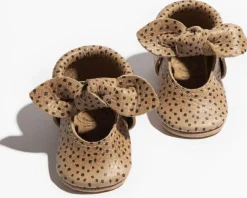 Freshly Picked Knotted Bow Moccasins Mini Sole V2, Size 3 - Almond Speckles