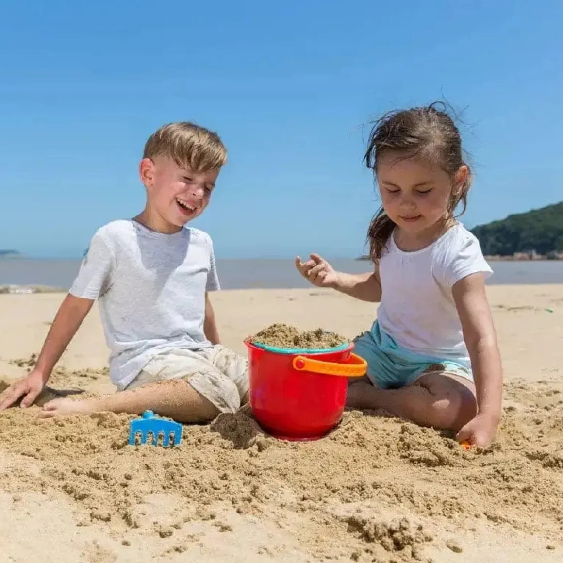 Hape Beach Basics