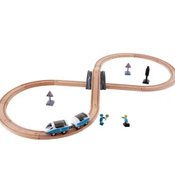 Hape Figure 8 Safety Train Railway Set