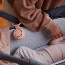 Hatch Rest Go Portable Sound Machine - Peach