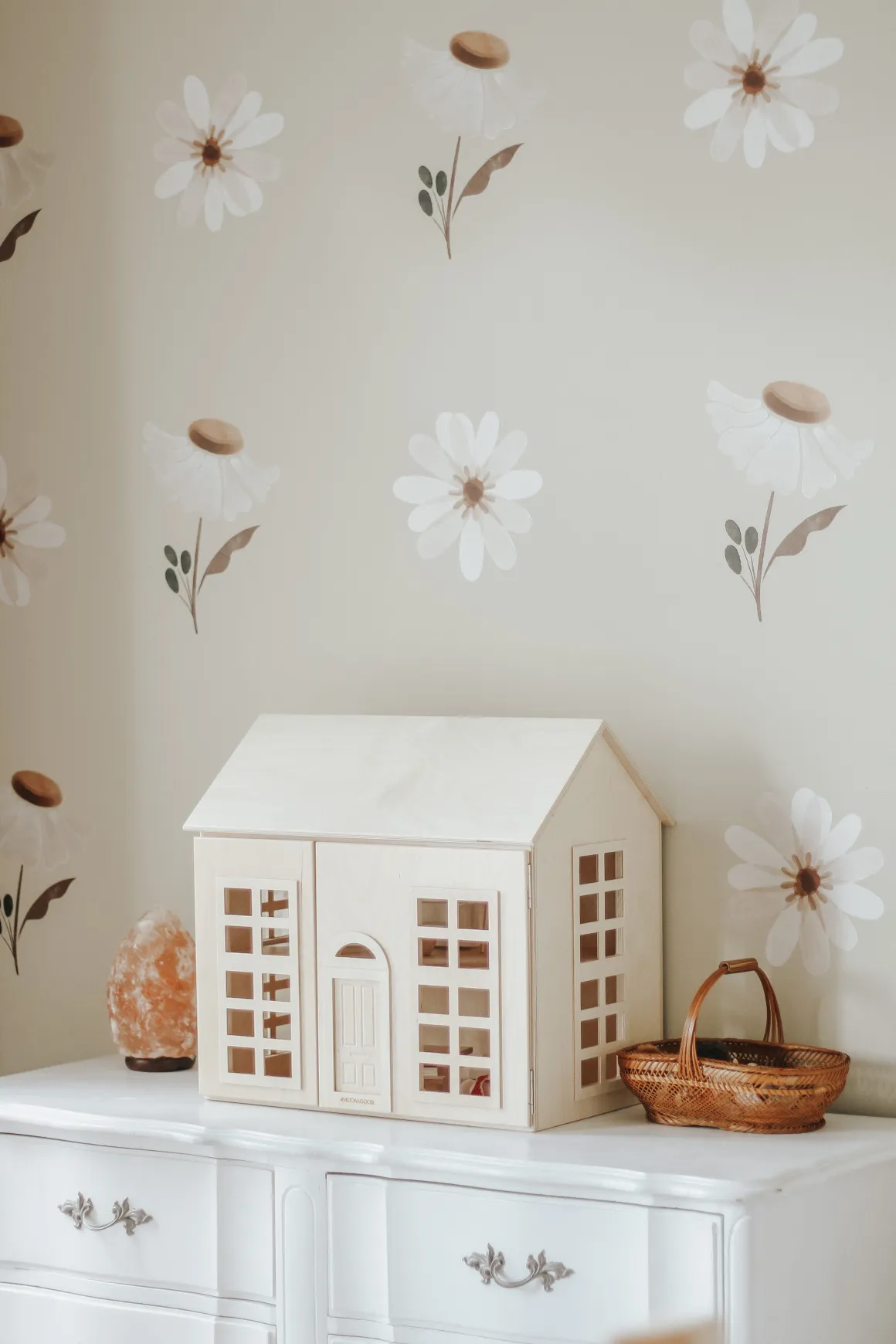 Hudson Dollhouse