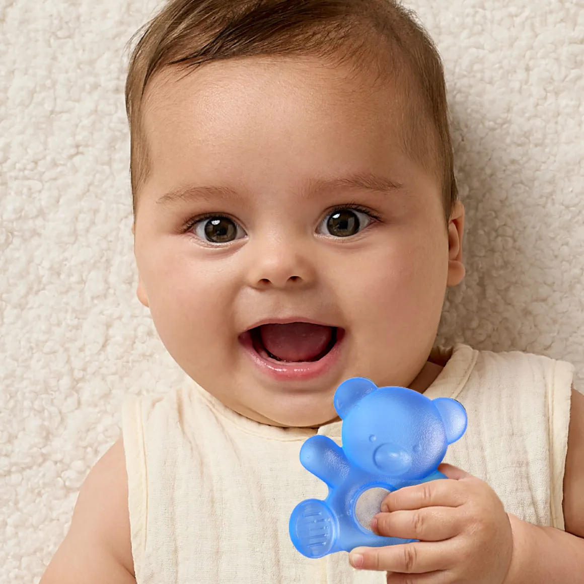 Itzy Ritzy Cutie Coolers Water-Filled Teether - Bear