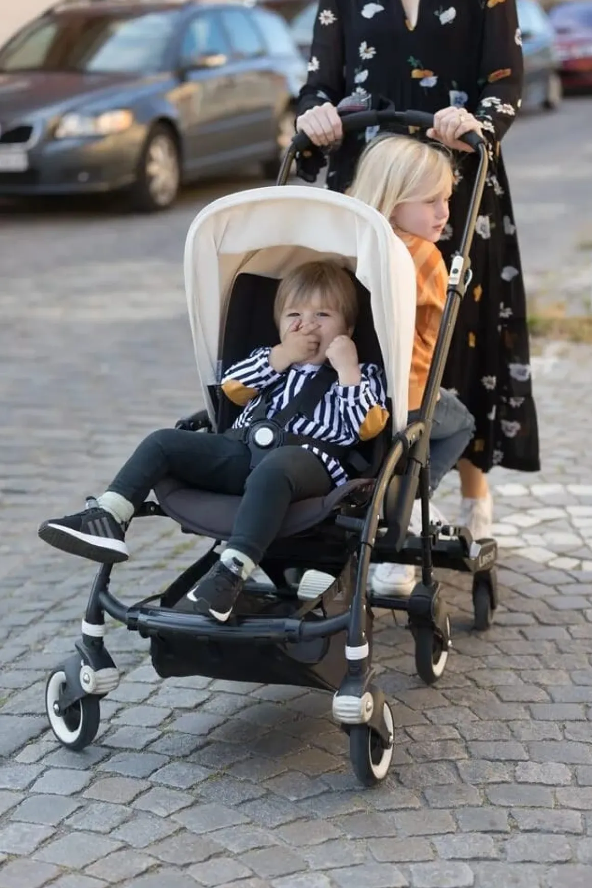 KidCo Lascal BuggyBoard Maxi+ Black with Grey Saddle Seat