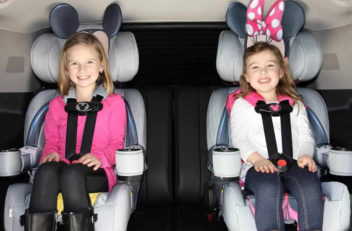 KidsEmbrace 2-in-1 Harness Booster Car Seat - Mickey Mouse