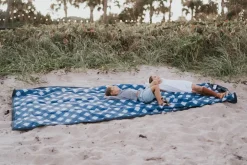 Little Unicorn Outdoor Blanket 5 x 10 - Navy Plaid