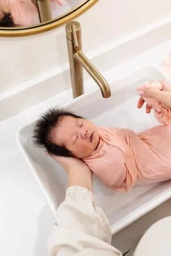 Lou Lou & Company Swaddle Bath Blanket - Blakely