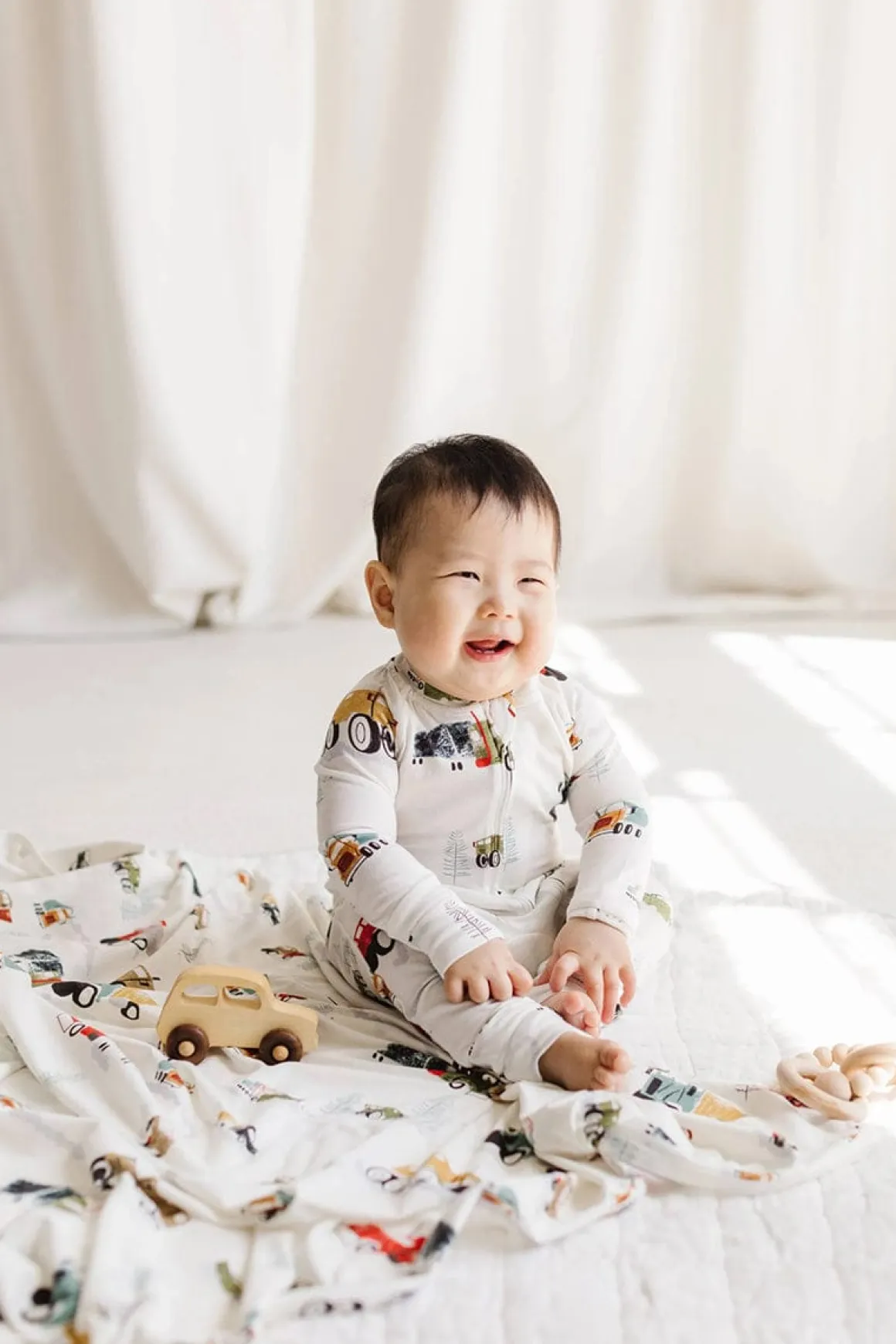 Loulou Lollipop Sleeper - Happy Trucks (3-6 M)