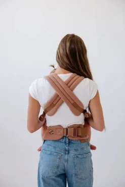 Mabē Monarch Carrier - Mocha