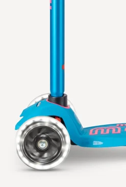 Micro Kickboard Maxi Deluxe LED Scooter - Aqua