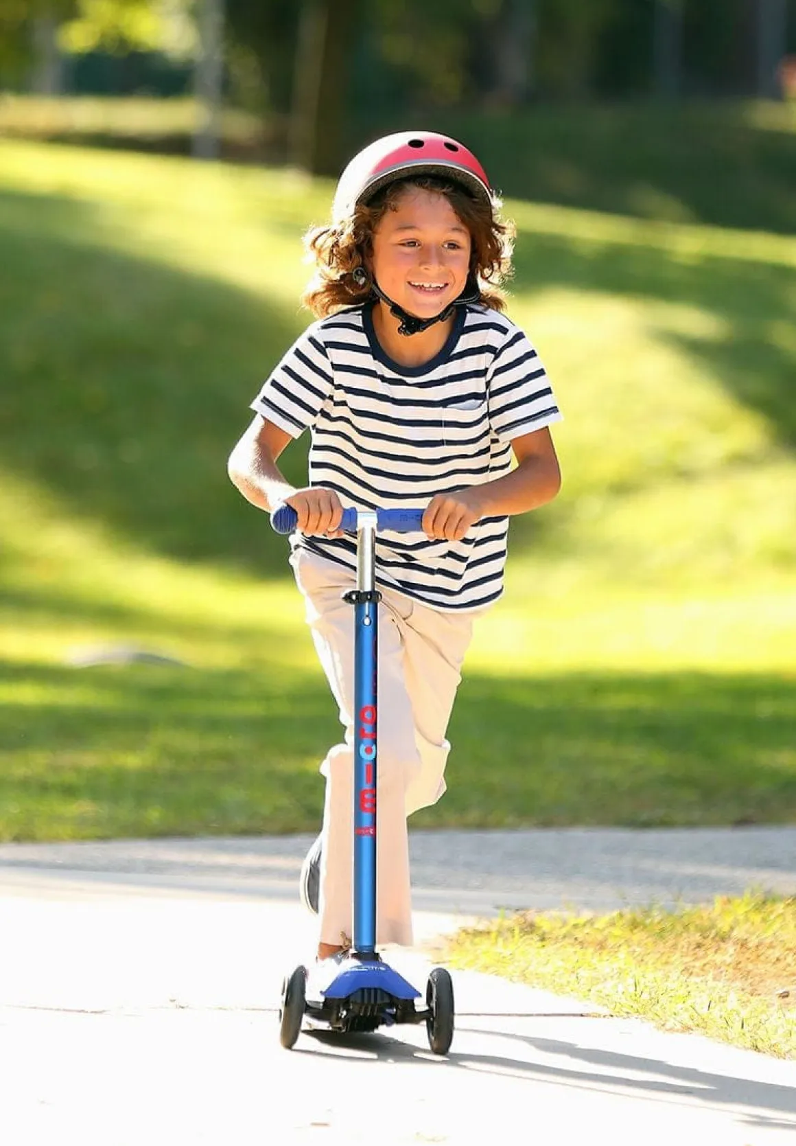 Micro Kickboard Maxi Deluxe Scooter - Indigo