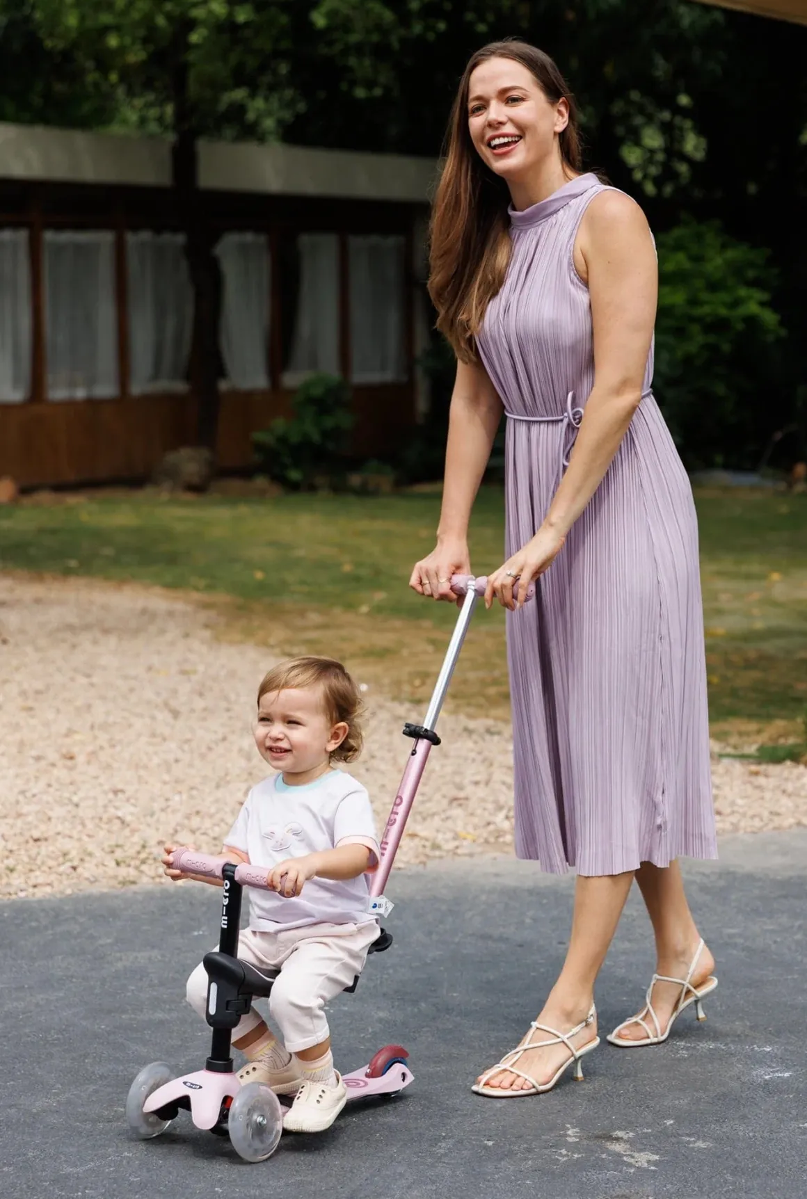 Micro Kickboard Mini Deluxe Rock & Go LED Scooter - Dusty Rose