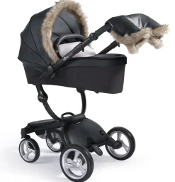 Mima Kobi & Xari Winter Outfit - Black