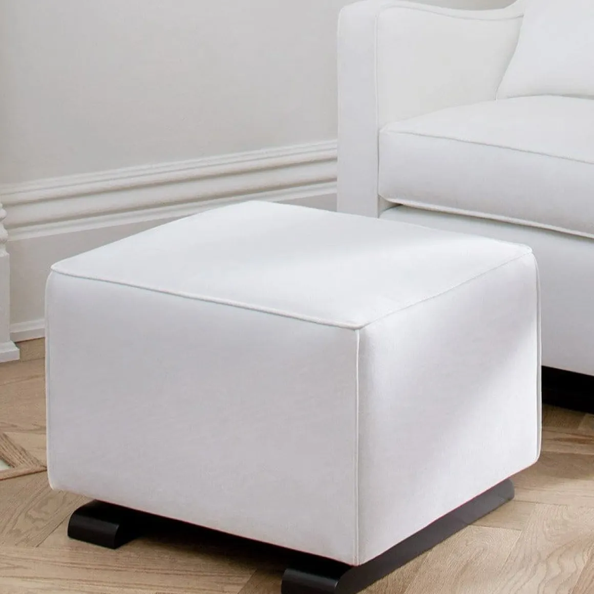 Monte Design Luca Ottoman