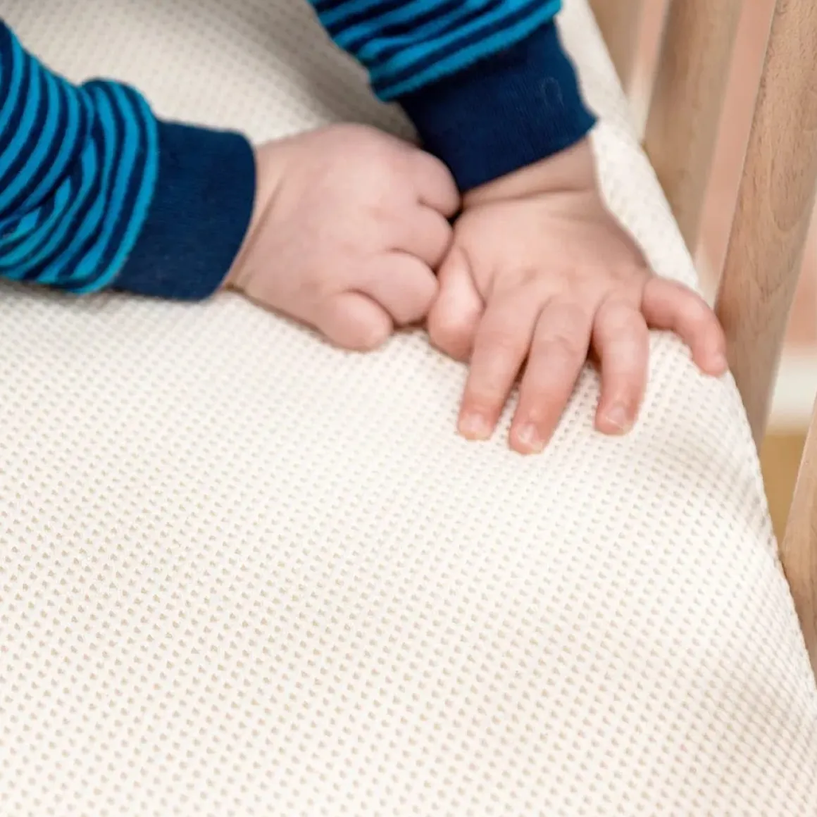 Naturepedic Oval Breathable Cover for Stokke Sleepi Crib V2