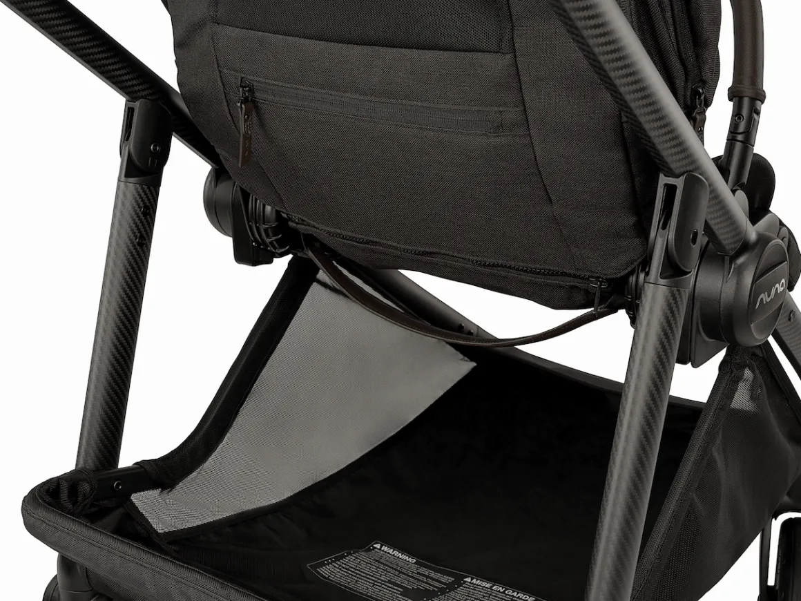 Nuna SWIV Lightweight Stroller - Caviar / Chocolate