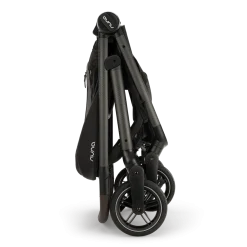 Nuna SWIV Lightweight Stroller - Caviar / Chocolate