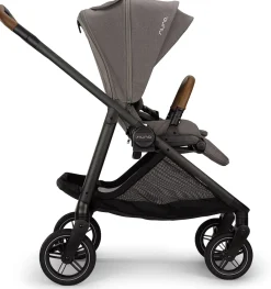 Nuna SWIV Lightweight Stroller - Granite