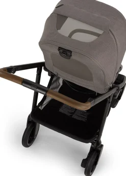 Nuna SWIV Lightweight Stroller - Granite