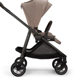 Nuna SWIV + PIPA Aire Travel System Bundle - Cedar