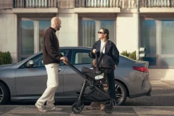 Nuna SWIV + PIPA urbn Travel System Bundle - Caviar / Chocolate