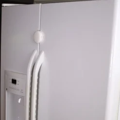 Qdos Adhesive Fridge/Freezer Lock - White