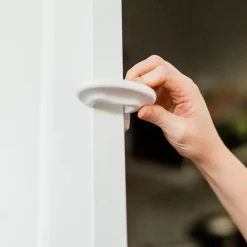 Qdos Finger Slam Guard, 2 Pack - White