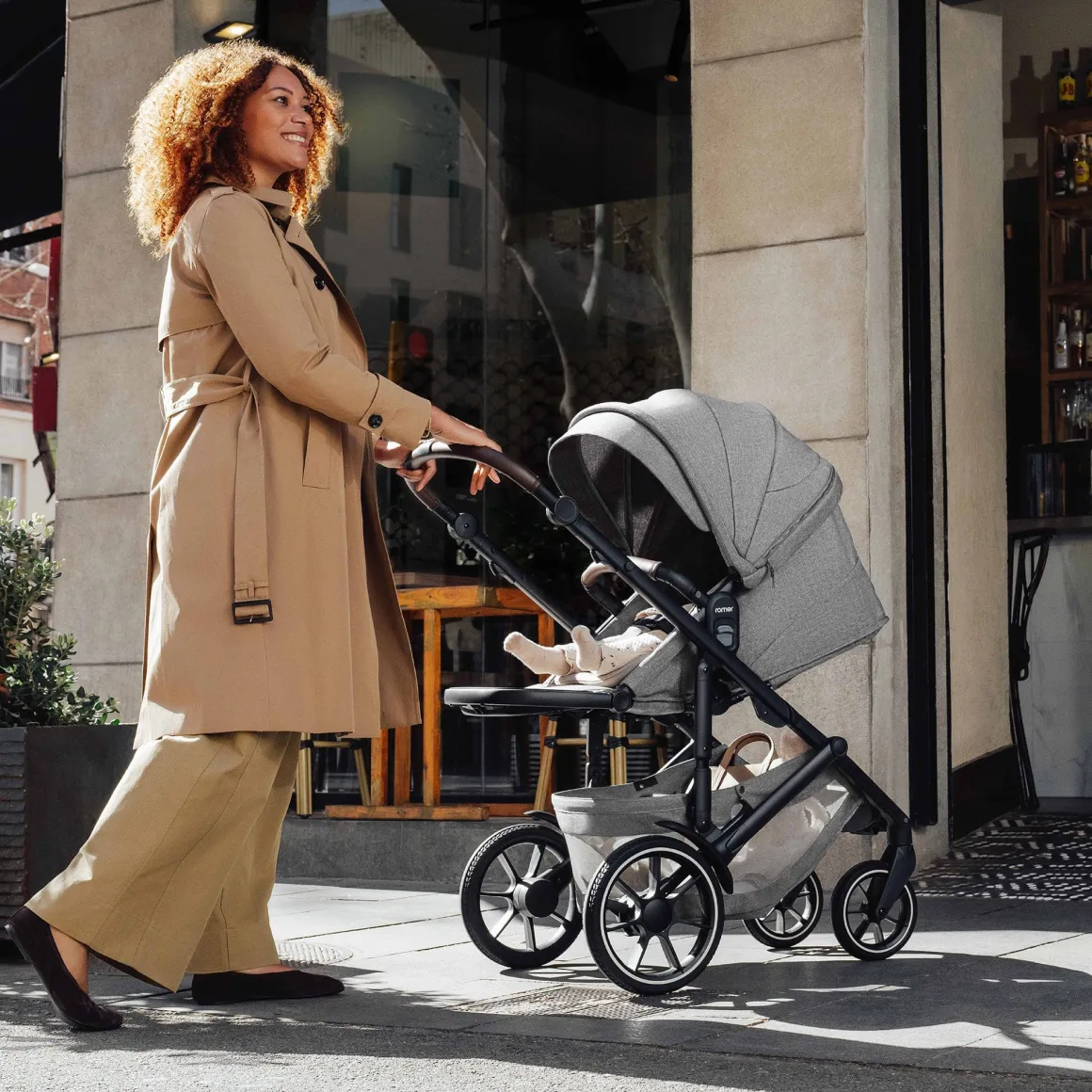 Romer Juni + Tura Travel System With Versa Base - Pearl