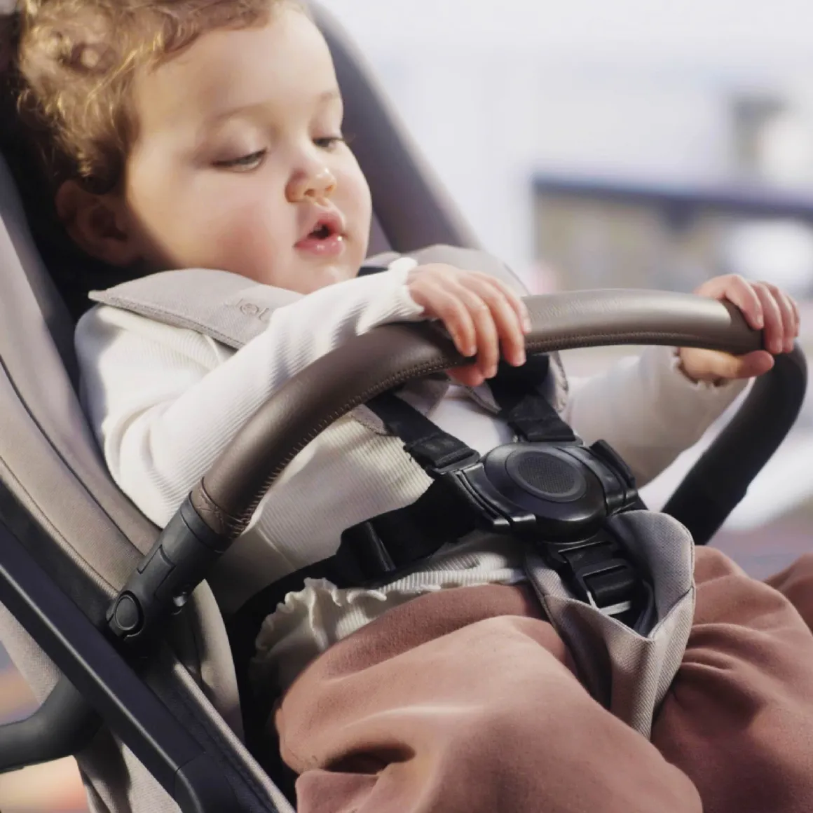Romer Lani Ultra-Lightweight Compact Stroller - Truffle