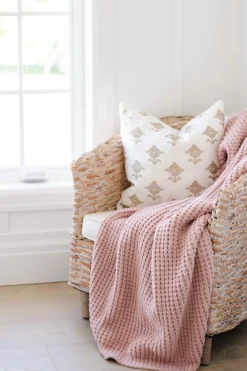 Saranoni Knit Waffle Receiving Blanket - Rosette